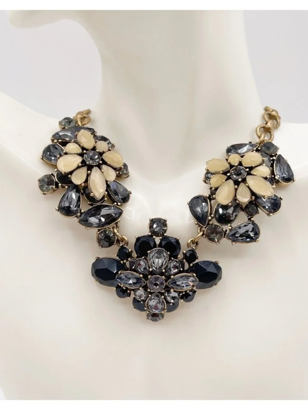 J.Crew Crystal Flower Cluster Statement Necklace Antiqued Gold Bib Rhinestone
